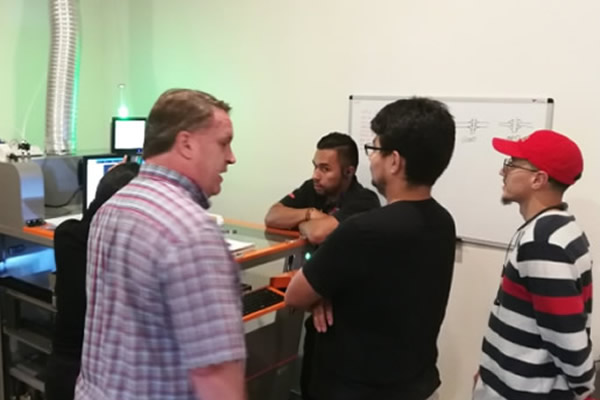 Ant-i1 offline selective soldering machine installation training content.